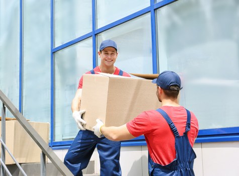 Removal truck hire for a local move in Tufnell Park