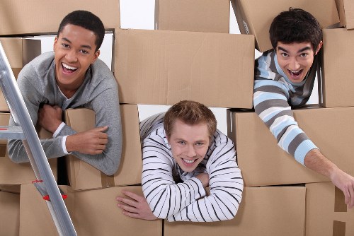 Supplier risk assessment and anti-slavery oversight for removal services