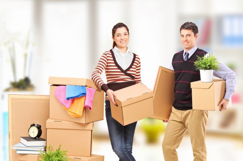 Packing and loading support for removal truck hire